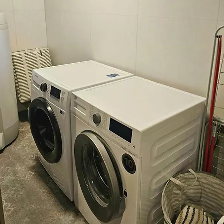 Feriehus Stylish In Scenic Rafsbotn Alta