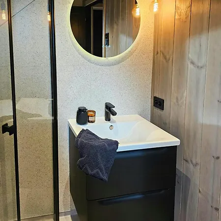 Feriehus Stylish In Scenic Rafsbotn